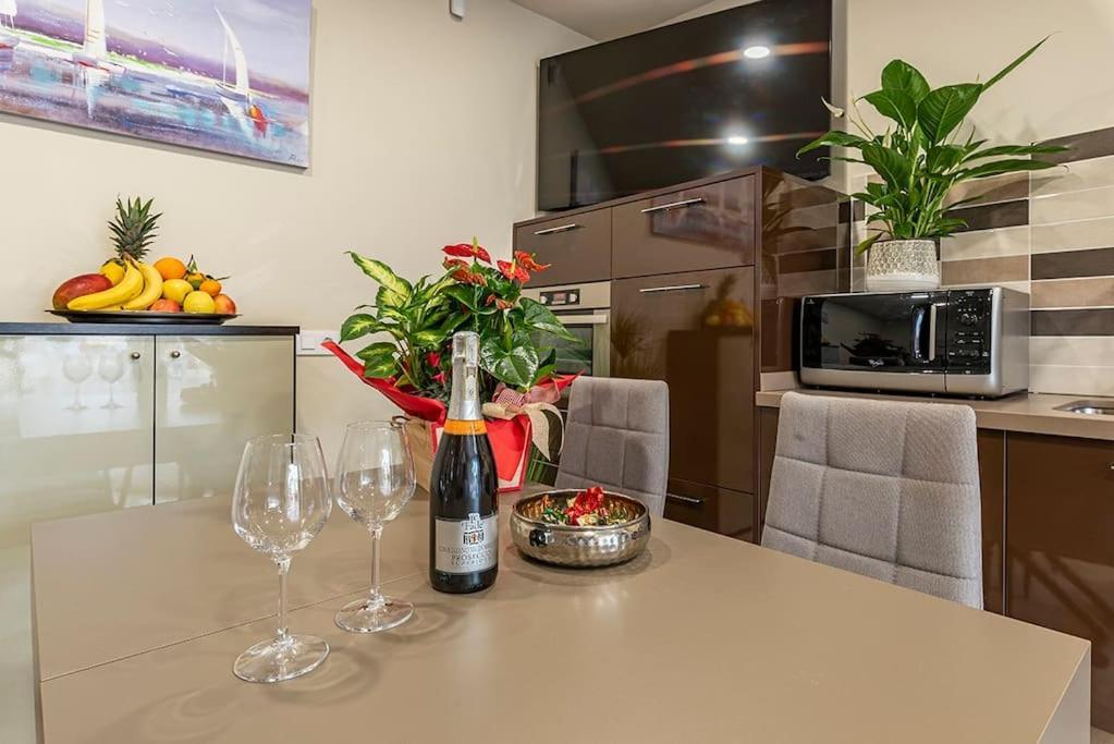 2 Min From The Sea Pool, Comfort And Free Wifi ميامي بلاتجا المظهر الخارجي الصورة